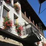Maison d'hôtes With The Veranda 4*