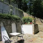 Maison d'hôtes With The Veranda 4*
