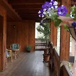 With The Veranda Maison d'hôtes 4*