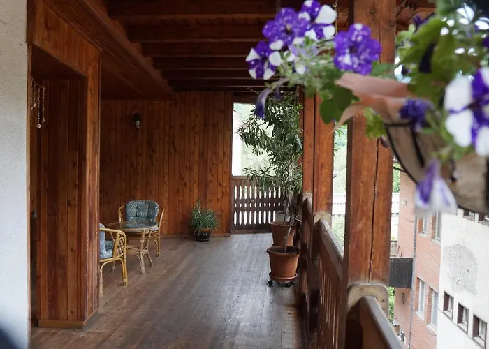 With The Veranda Vendégház 4*